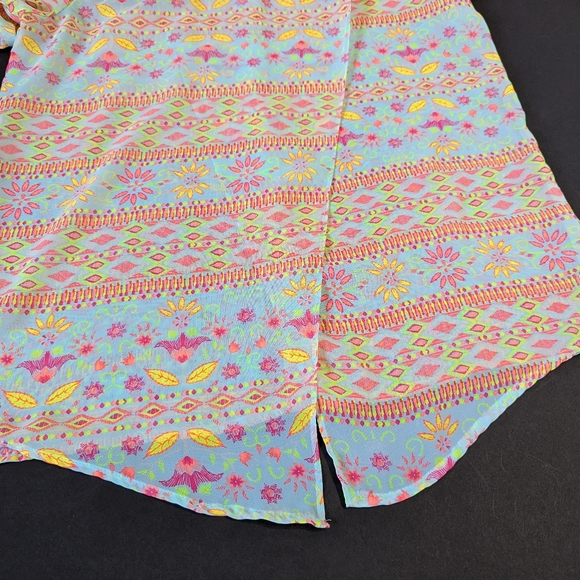 Spring / Summer Button Down Blouse - Picture 7 of 9